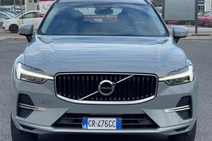 VOLVO XC60 B4 automatico Essential Diesel MILD H