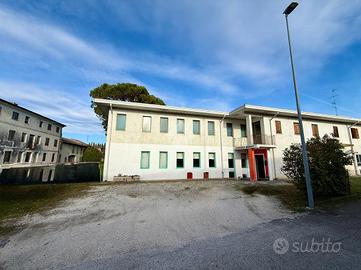 LABORATORIO A CHIONS