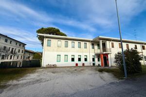 LABORATORIO A CHIONS