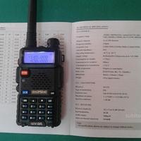 Radio ricetrasmittente dual band baofeng uv-5r 5 w