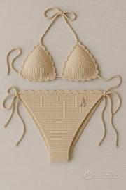 Costumi all’uncinetto fatti a mano