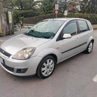 Ford Fiesta 1.2 benzina Euro 4 (NEOPATENTATI)