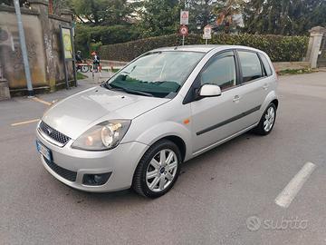 Ford Fiesta 1.2 benzina Euro 4 (NEOPATENTATI)