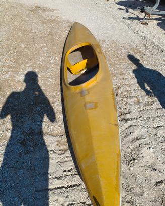 kayak in vetroresina
