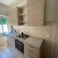 cucina totalmente cmpleta usata per poco tempo