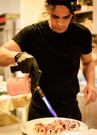 Pizzaiolo esperto e sushiman disponibile