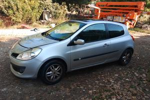 clio3 le iene 1500 dci 105cv del 2007