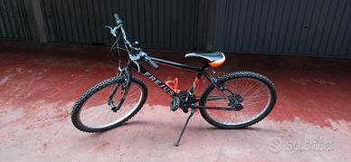 bicicletta mountan bike frejus 24" 18 velocita
