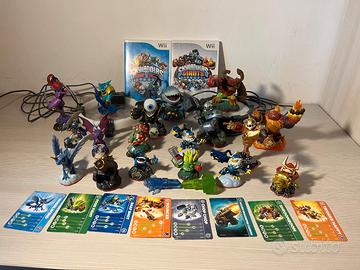 Nintendo Wii Skylanders 2 giochi + 18 Personaggi