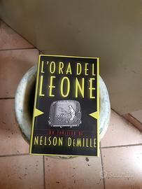 Libro L' ora del leone di Nelson DeMille