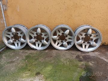 cerchi 15 fuoristrada nissan 