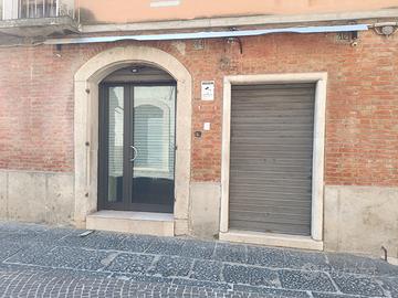 Locale commerciale in Troia