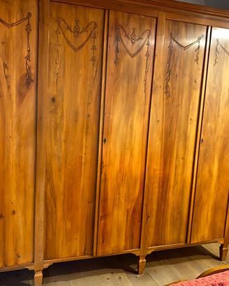 armadio in legno