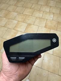 strumento tachimetro MT 09