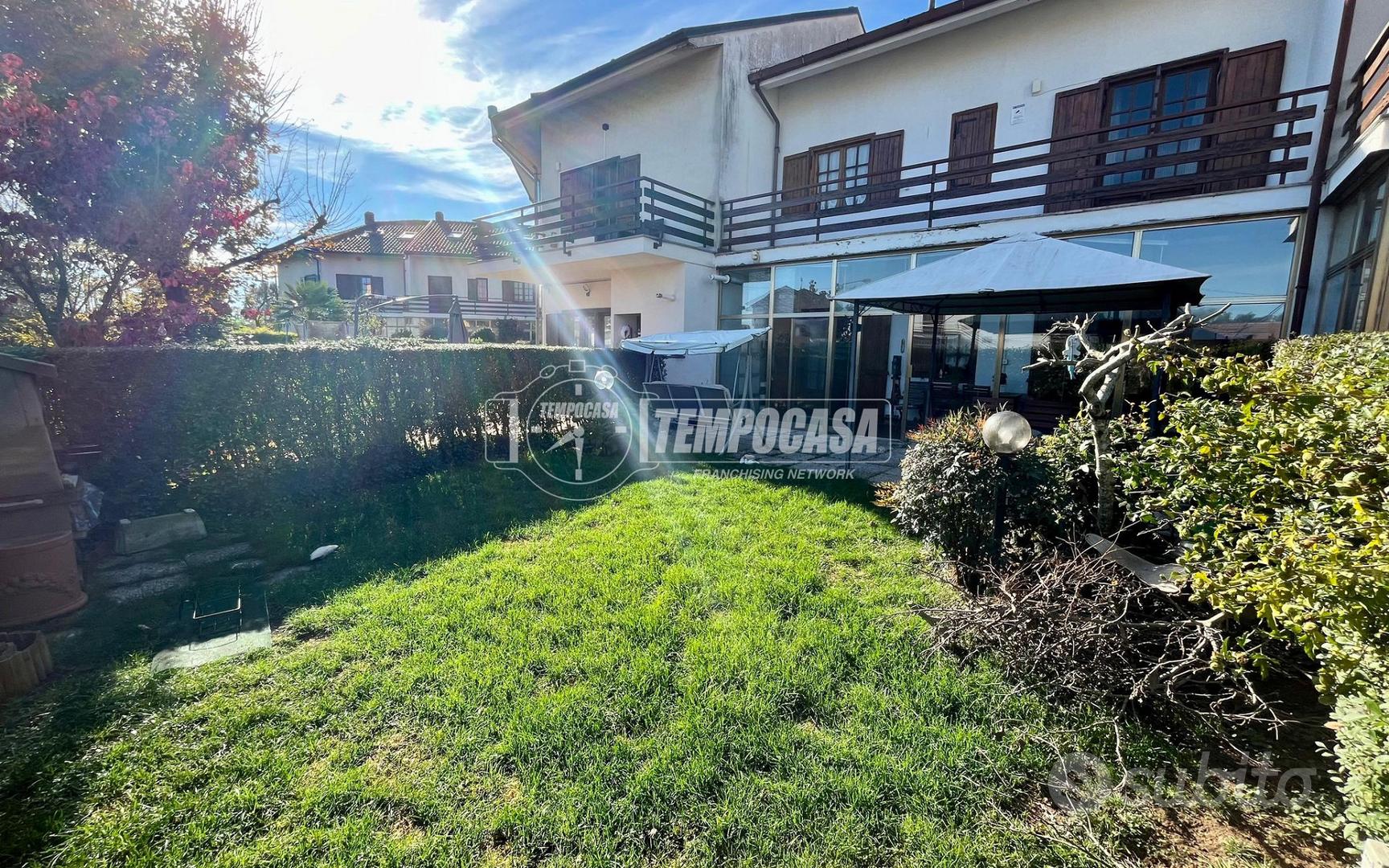House in San Gillio, Torino - Vista 2