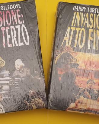 2 Libri Harry Turtledove - Invasione: Atto 3 + 4