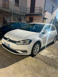 Volkswagen Golf 7.5 02/2020 1.5TGI benzina/metano.