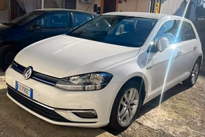 Volkswagen Golf 7.5 02/2020 1.5TGI benzina/metano.