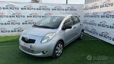 Toyota Yaris 1.0 BENZINA 70 CV 5 porte Sol KM CERT