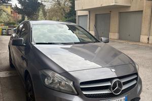 Mercedes Classe A 180D Dark night edition