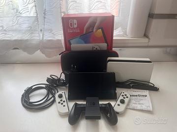 Nintendo Switch OLED + Accessori originali
