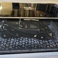 007 James Bond Citroen Traction Avant