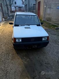 autovettura fiat panda