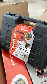 Kit potatura a batteria  motosega forbice e asta