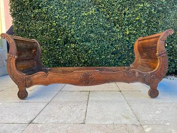 Letto singolo in legno