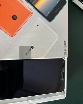 Nokia lumia 640 per ricambi