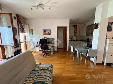 MONOLOCALE A TREVISO