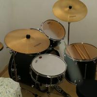 Batteria acustica acquistata e utilizzata poco