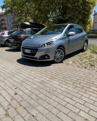 Peugeot 208 star&stop 2019 Euro6