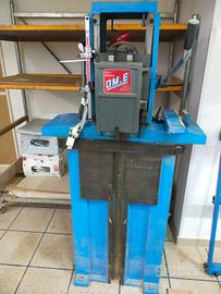 Bucatrice a catena trifase