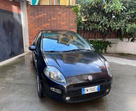 FIAT Punto 1.4 8V 3 p GPL dalla casa fino al 20