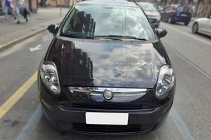 Fiat Punto Evo - APERTI AD AGOSTO