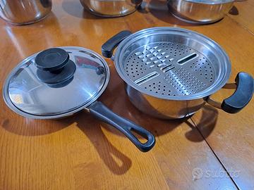 2 pentole marca Mondial Casa usate poco. 