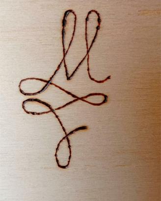 Decorazioni su legno, cuoio – quadri (pirografie)