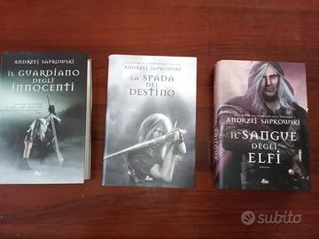 Primi tre libri della saga di The witcher 25 EUR - Libri e Riviste In  vendita a Modena
