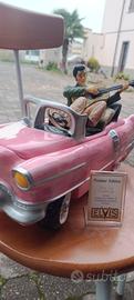 FAMOSA AUTO ELVIS PRESLEY 