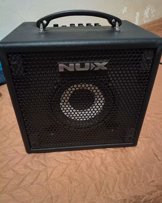 amplificatore per basso NUX 