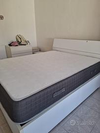 Letto contenitore e materasso matrimoniale