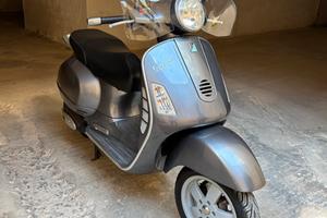 Vespa Granturismo 200 L