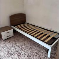 Letto singolo piu comodino abbinato