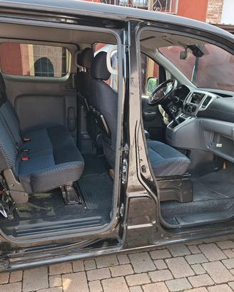 nissan evalia