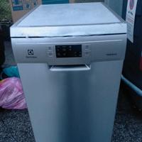 lavastoviglie Electrolux 