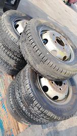 GOMME E CERCHI NISSAN CABSTAR 195/70 R15