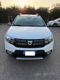 Dacia Sandero Stepway 0.9 tce Gpl - NAV. - NEOP. -