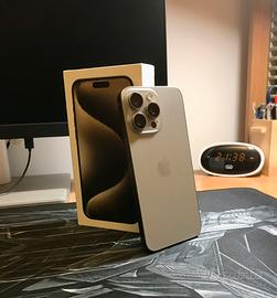 iPhone 15 Pro Max - 256 GB - Natural Titanium