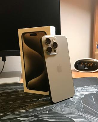 iPhone 15 Pro Max - 256 GB - Natural Titanium